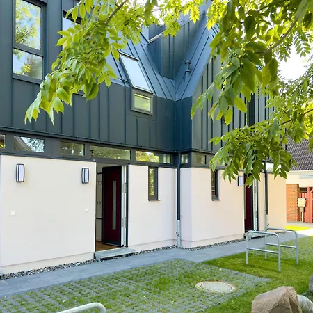 Kraanstiet 3 *